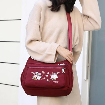 Flora Kirjailtu Olkalaukku