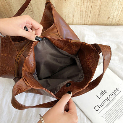 Retro™ – Naisten Tilava Olkalaukku Pehmeää Nahkaa