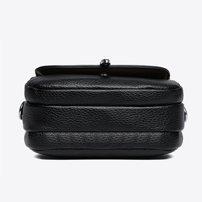 Kevyt yksivärinen olkalaukku naisille – Tyylikäs ja käytännöllinen design